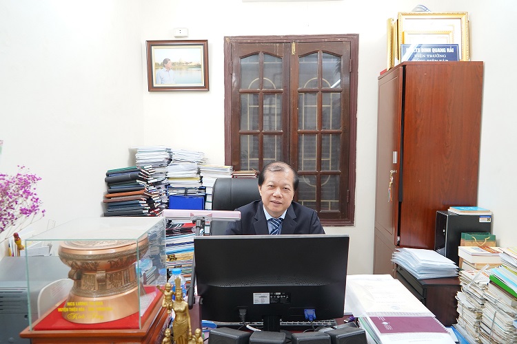 PGS.TS. Đinh Quang Hải, Nguyên Viện trưởng Viện Sử học, Nguyên Tổng biên tập Tạp chí Nghiên cứu Lịch sử