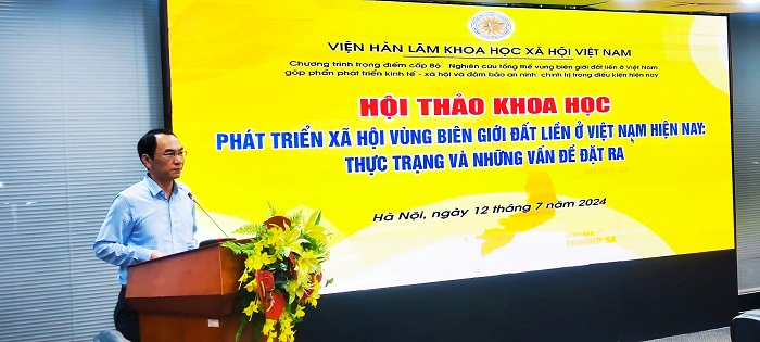 PGS.TS. Chu Văn Tuấn, Viện trưởng Viện Nghiên cứu Tôn giáo, Chủ nhiệm Chương trình phát biểu khai mạc Hội thảo