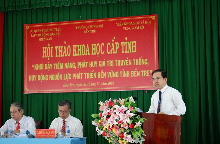 PGS.TS. Vũ Tuấn Hưng phát biểu tham luận