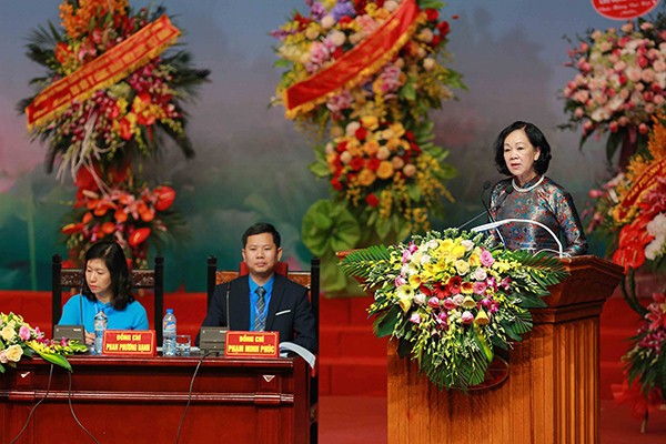 Đồng chí Trương Thị Mai, Ủy viên Bộ Chính trị, Bí thư Trung ương Đảng, Trưởng ban Dân vận Trung ương phát biểu chỉ đại Đại hội. Ảnh TTXVN.