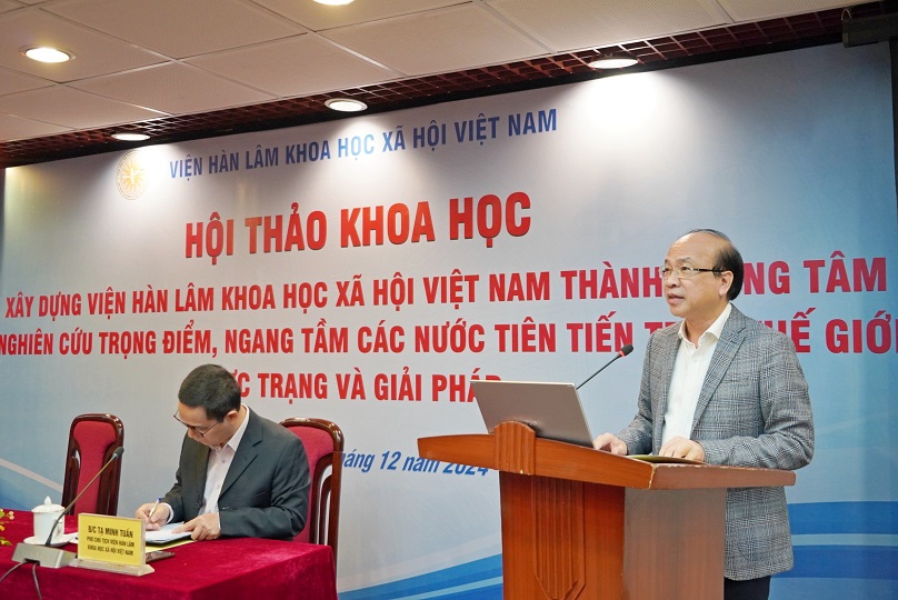 TS. Phan Chí Hiếu, Bí thư Đảng ủy, Chủ tịch Viện Hàn lâm phát biểu khai mạc tại Hội thảo