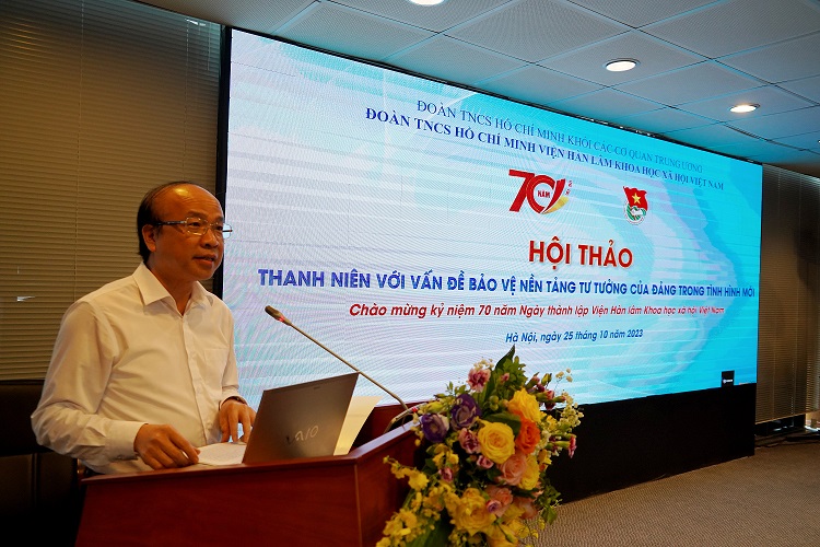 TS. Phan Chí Hiếu, Bí thư Đảng ủy, Chủ tịch Viện Hàn lâm phát biểu chào mừng tại Hội thảo