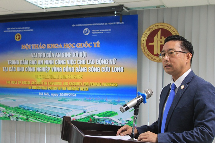 PGS.TS. Vũ Hùng Cường phát biểu tại Hội thảo