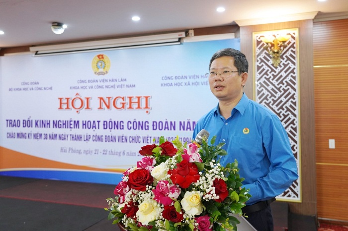 PGS.TS. Phạm Minh Phúc chia sẻ về đổi mới nội dung và phương thức hoạt động của Công đoàn trong tình hình mới qua thực tiễn tại Công đoàn Viện Hàn lâm Khoa học xã hội Việt Nam