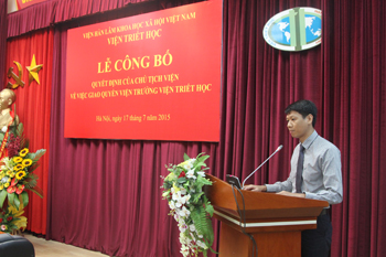 PGS.TS. Nguyễn Tài Đông, Quyền Viện trưởng Viện Triết học<br> phát biểu nhận nhiệm vụ