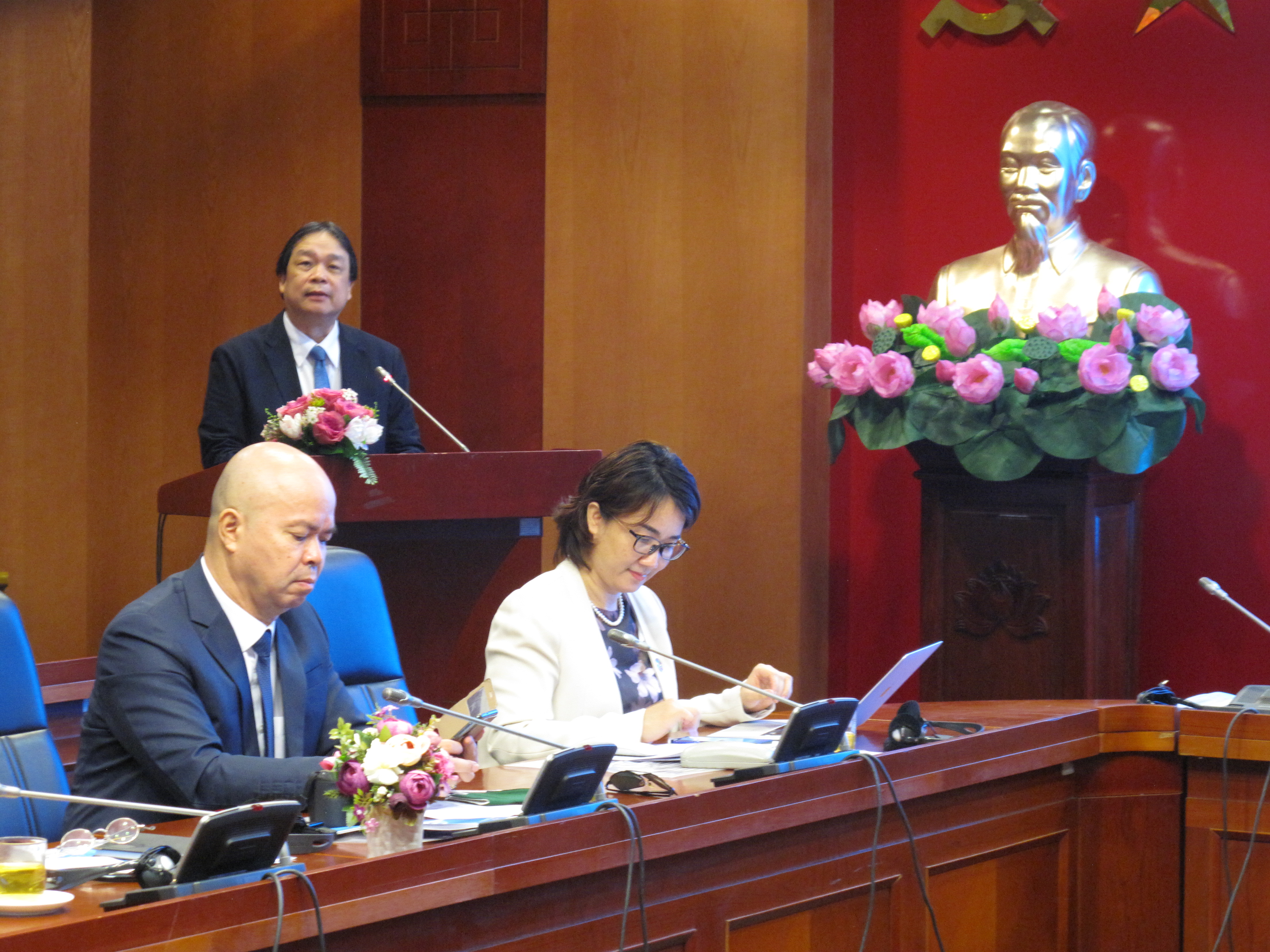 GS.TS. Đặng Nguyên Anh, Phó Chủ tịch Viện Hàn lâm KHXH Việt Nam phát biểu khai mạc Hội thảo