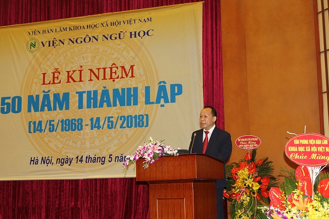 GS.TS. Nguyễn Văn Hiệp, Viện trưởng Viện Ngôn ngữ học<br>phát biểu khai mạc tại buổi lễ
