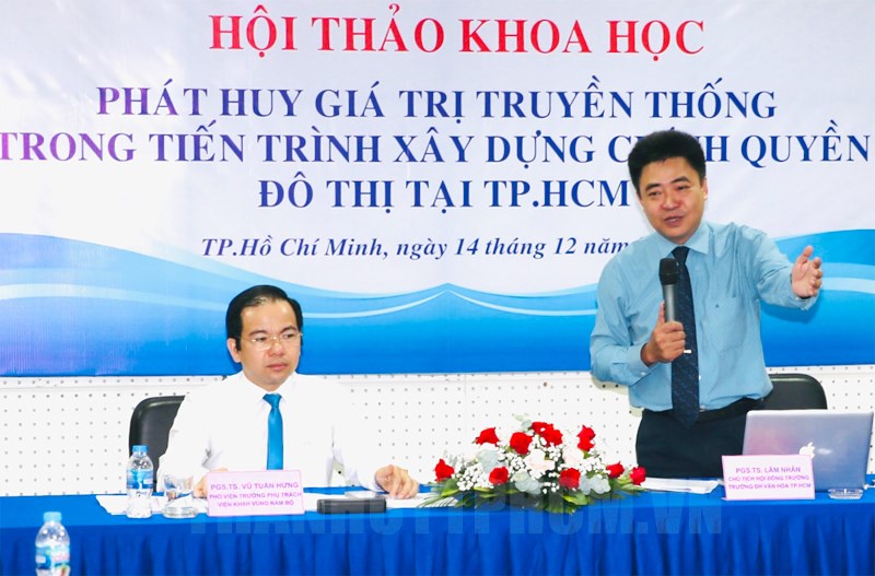 PGS.TS Vũ Tuấn Hưng và PGS TS. Lâm Nhân điều hành hội thảo.