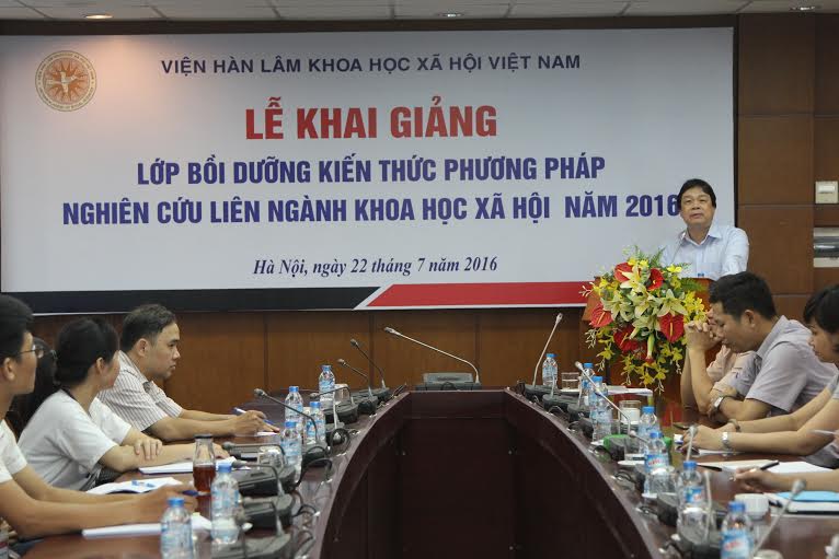 PGS.TS. Đặng Nguyên Anh phát biểu chỉ đạo tại Lễ khai giảng