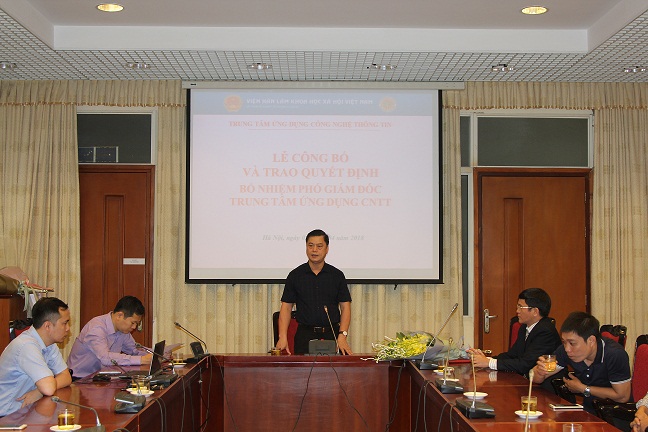 GS.TS. Phạm Văn Đức, Phó Bí thư Đảng ủy, Phó Chủ tịch<br>Viện Hàn lâm phát biểu tại buổi lễ