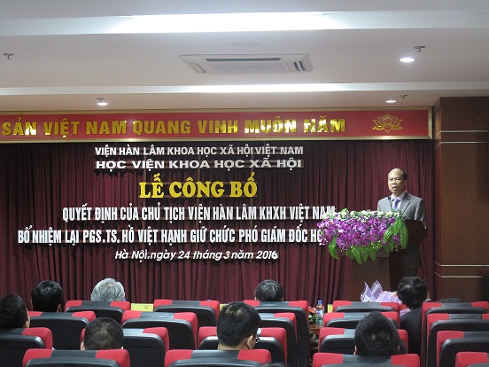 Phó Giám đốc Học viện Khoa học xã hội - PGS.TS. Hồ Việt Hạnh phát biểu nhận nhiệm vụ