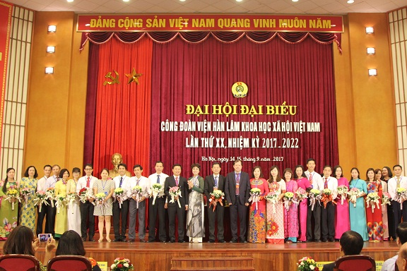 Ra mắt Ban Chấp hành Công đoàn  Viện Hàn lâm khóa XX