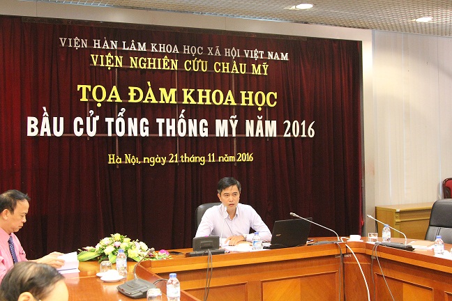 TS. Phạm Cao Cường trình bày tham luận tại Tọa đàm