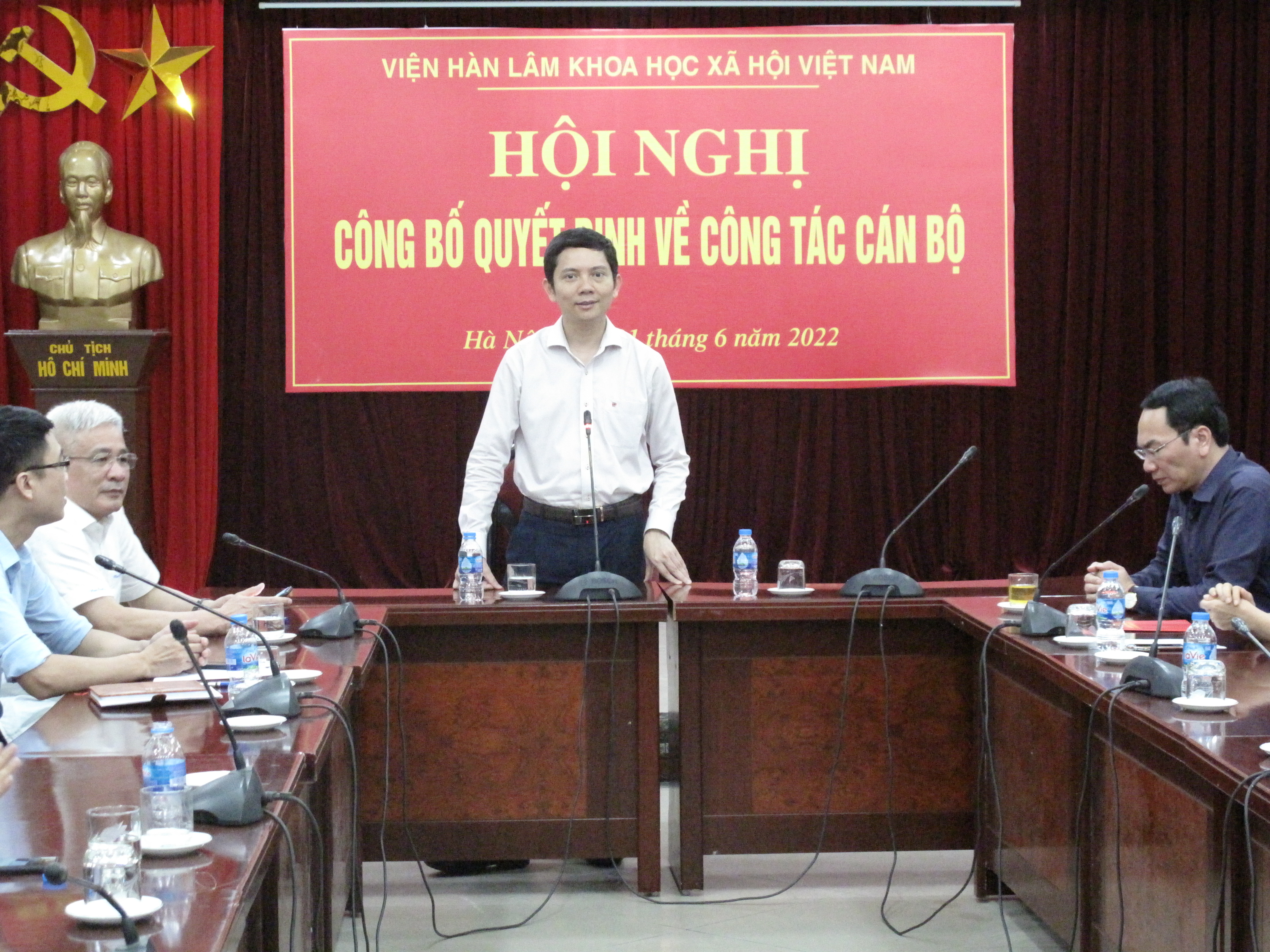 Chủ tịch, PGS.TS. Bùi Nhật Quang phát biểu tại buổi lễ