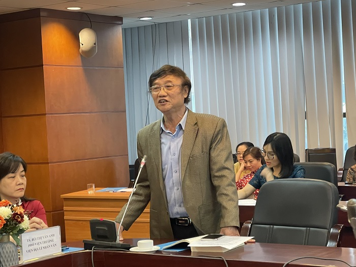 PGS. TS. Đặng văn Bào, Phó Chủ tịch Hội Địa lý Việt Nam phát biểu tại Hội thảo