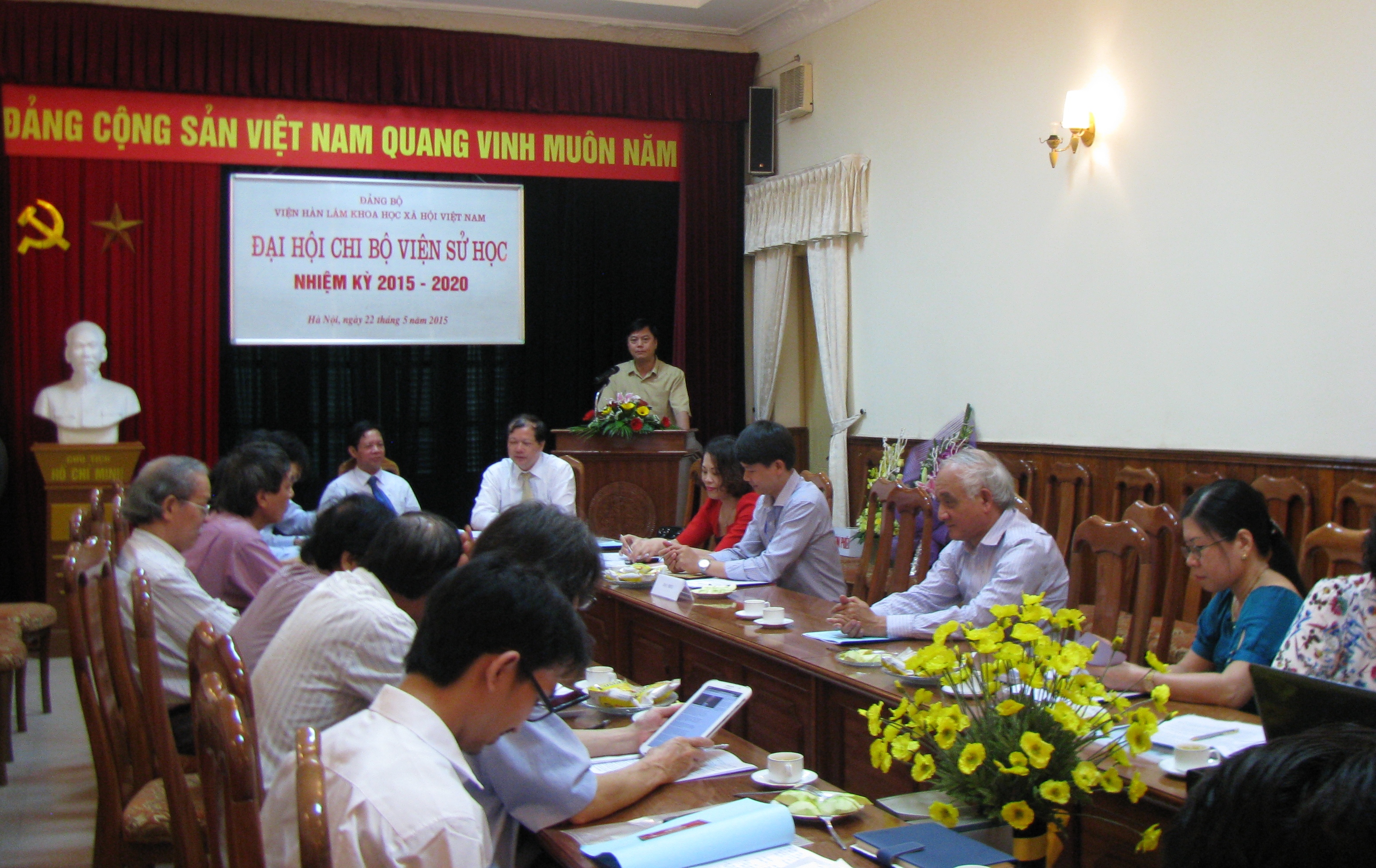 Đ/c Phạm Văn Đức, Ủy viên thường vụ, Trưởng ban Tuyên giáo<br> Đảng ủy, Phó Chủ tịch Viện Hàn lâm, phát biểu chỉ đạo tại Đại hội