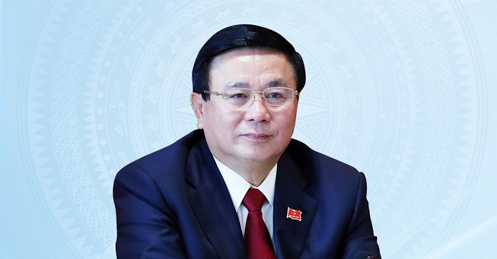 GS.TS. Nguyễn Xuân Thắng, Ủy viên Bộ Chính trị, Giám đốc Học viện Chính trị Quốc gia Hồ Chí Minh, Chủ tịch Hội đồng Lý luận Trung ương, nguyên Chủ tịch Viện Hàn lâm