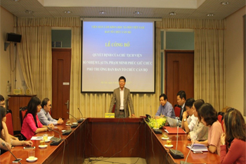 GS.TS. Nguyễn Quang Thuấn phát biểu giao nhiệm vụ tại