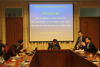 Tân Phó Trưởng ban Ban Quản lý khoa học - <br>TS. Vũ Tuấn Hưng phát biểu nhận nhiệm vụ