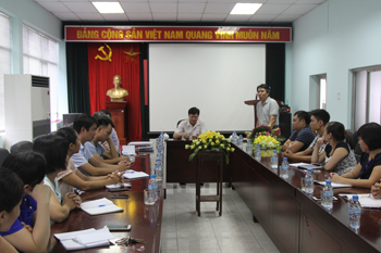 PGS.TS. Bùi Minh Trí, Giám đốc Trung tâm <br> phát biểu nhận nhiệm vụ tại buổi lễ