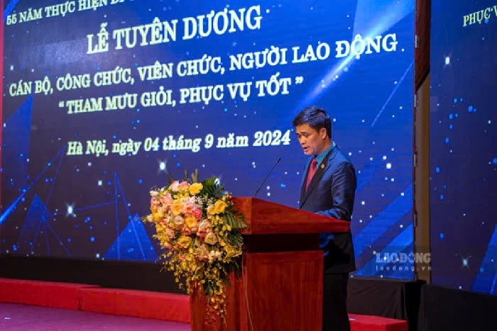 Ông Ngọ Duy Hiểu phát biểu tại lễ tuyên dương