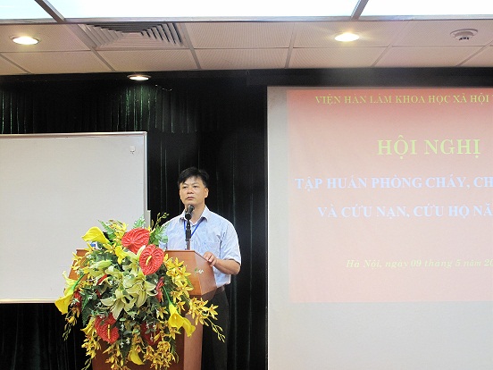 ThS. Đỗ Hữu Phương phát biểu khai mạc và chỉ đạo lớp Tập huấn PCCC năm 2018