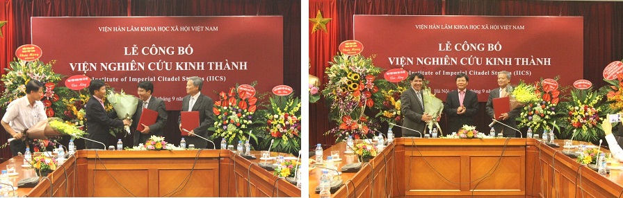 GS.TS. Nguyễn Quang Thuấn trao hoa và quyết định cho PGS.TS. Bùi Minh Trí - Viện trưởng và PGS.TS. Lại Văn Tới - <br>Phó Viện trưởng Viện Nghiên cứu Kinh thành